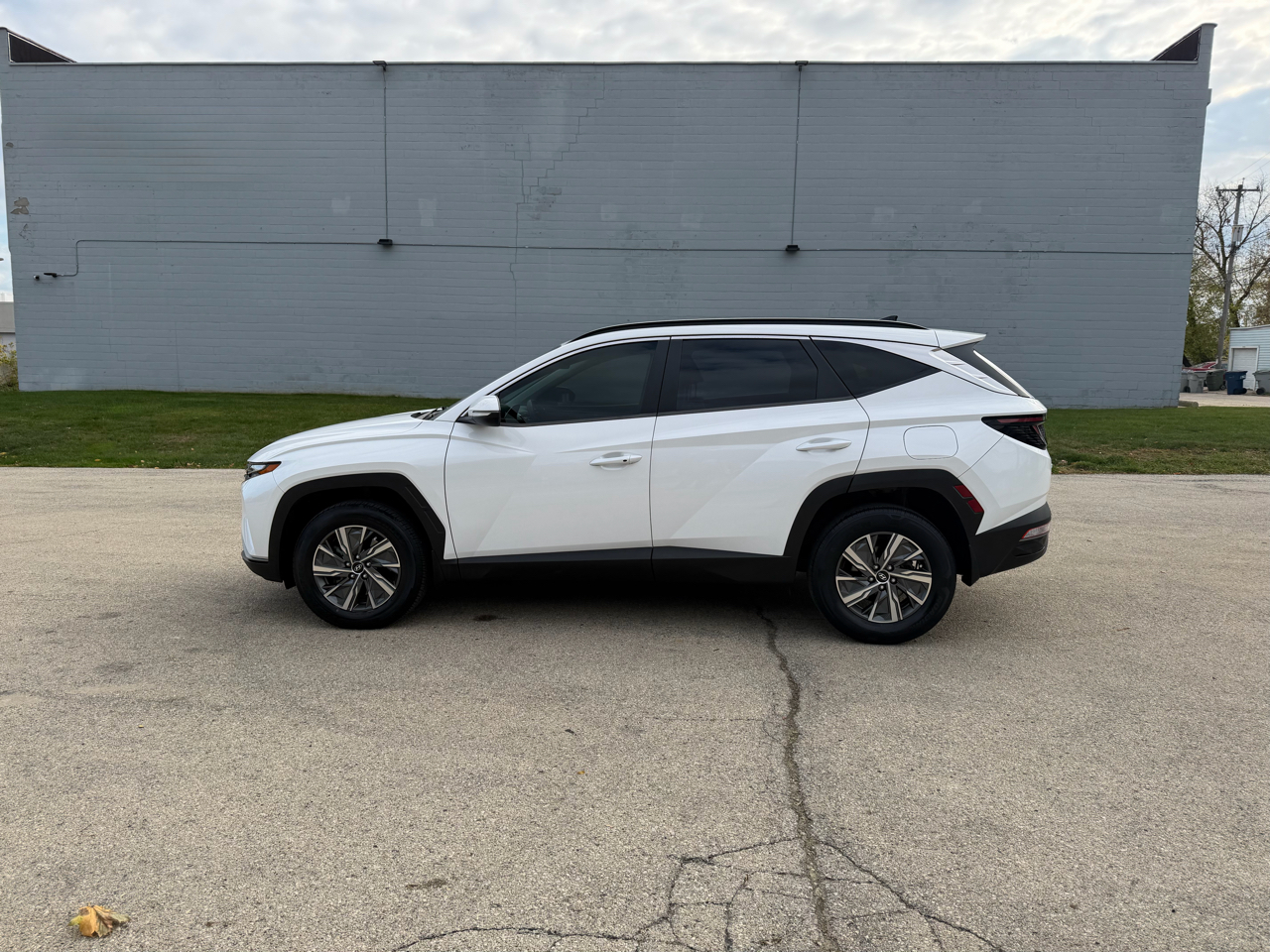 Hyundai Tucson Blue Hybrid AWD 2022 Hyundai Tucson Blue Hybrid AWD 2022