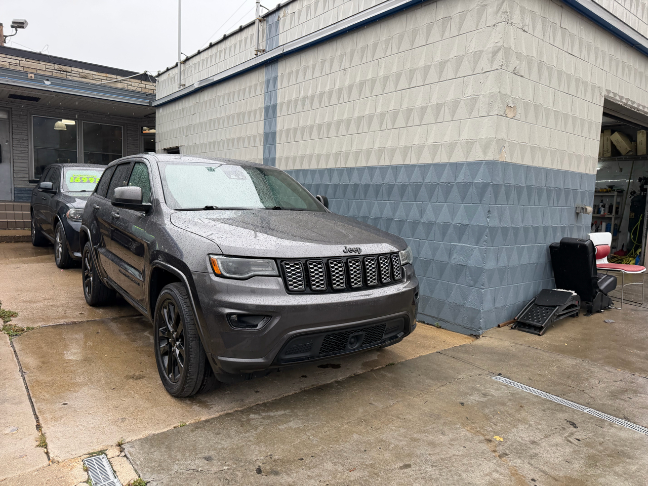 2020 Jeep Grand Cherokee Laredo 4WD