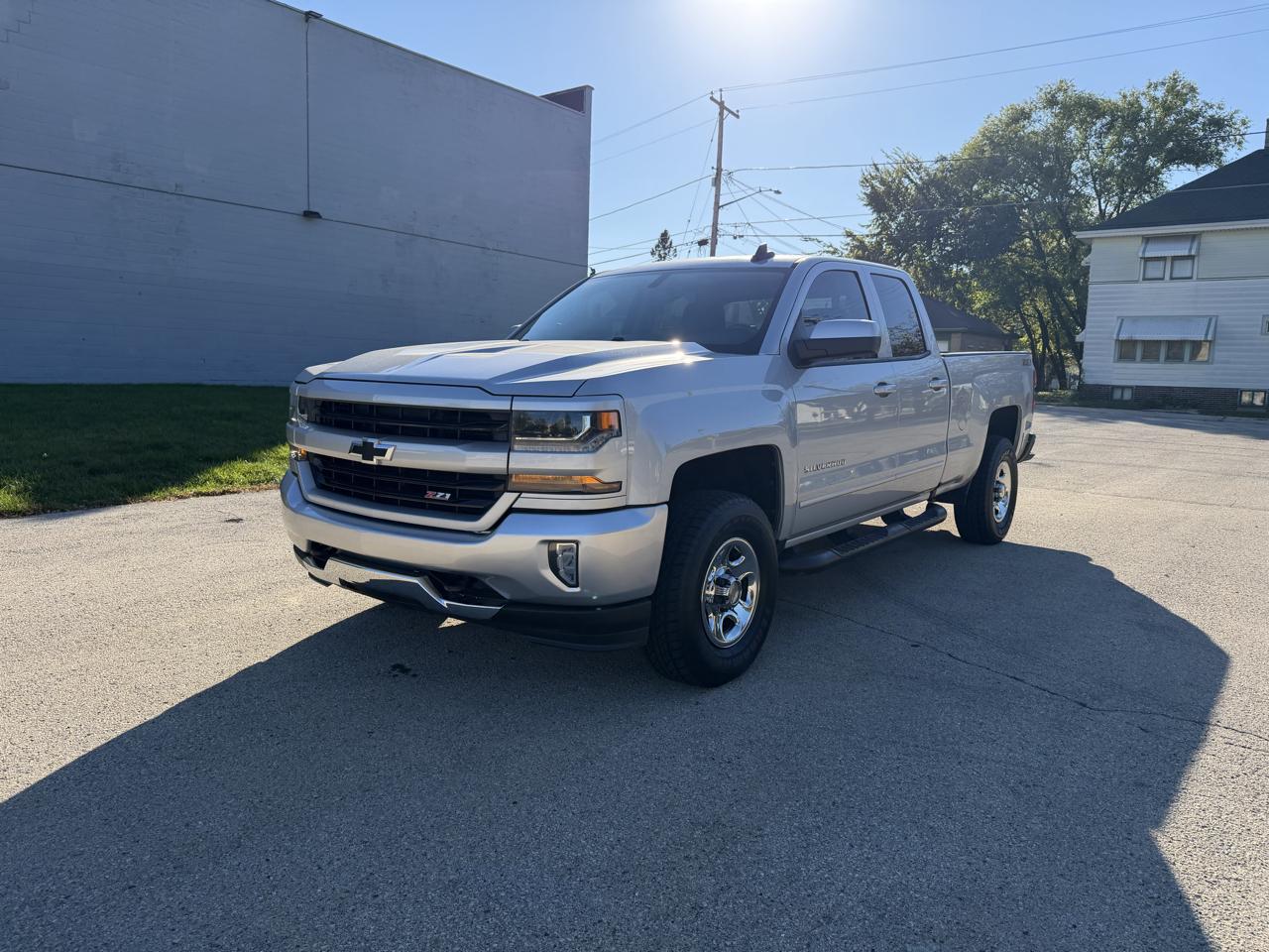 Chevrolet Silverado 1500 LT Double Cab 4WD 2017