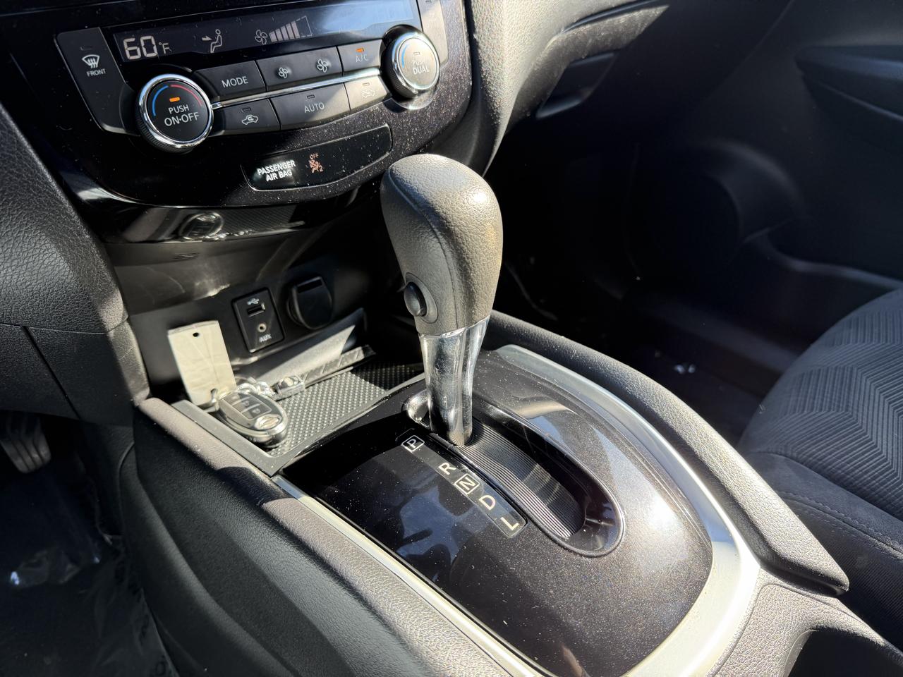 Nissan Rogue S AWD 2014