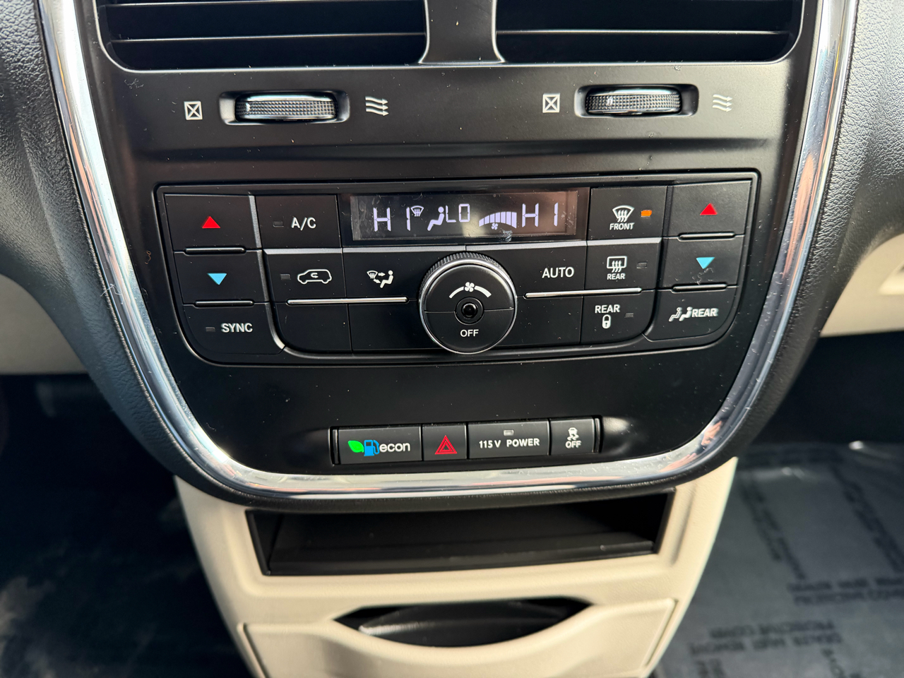 Chrysler Town & Country Touring 2013