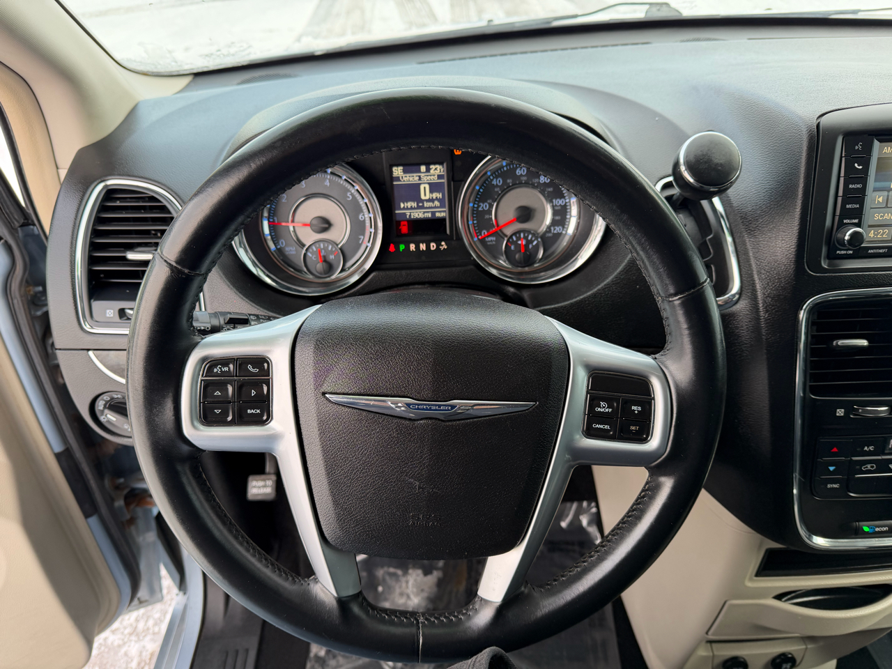 Chrysler Town & Country Touring 2013