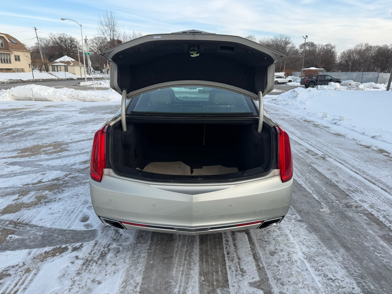 Cadillac XTS Premium 2013