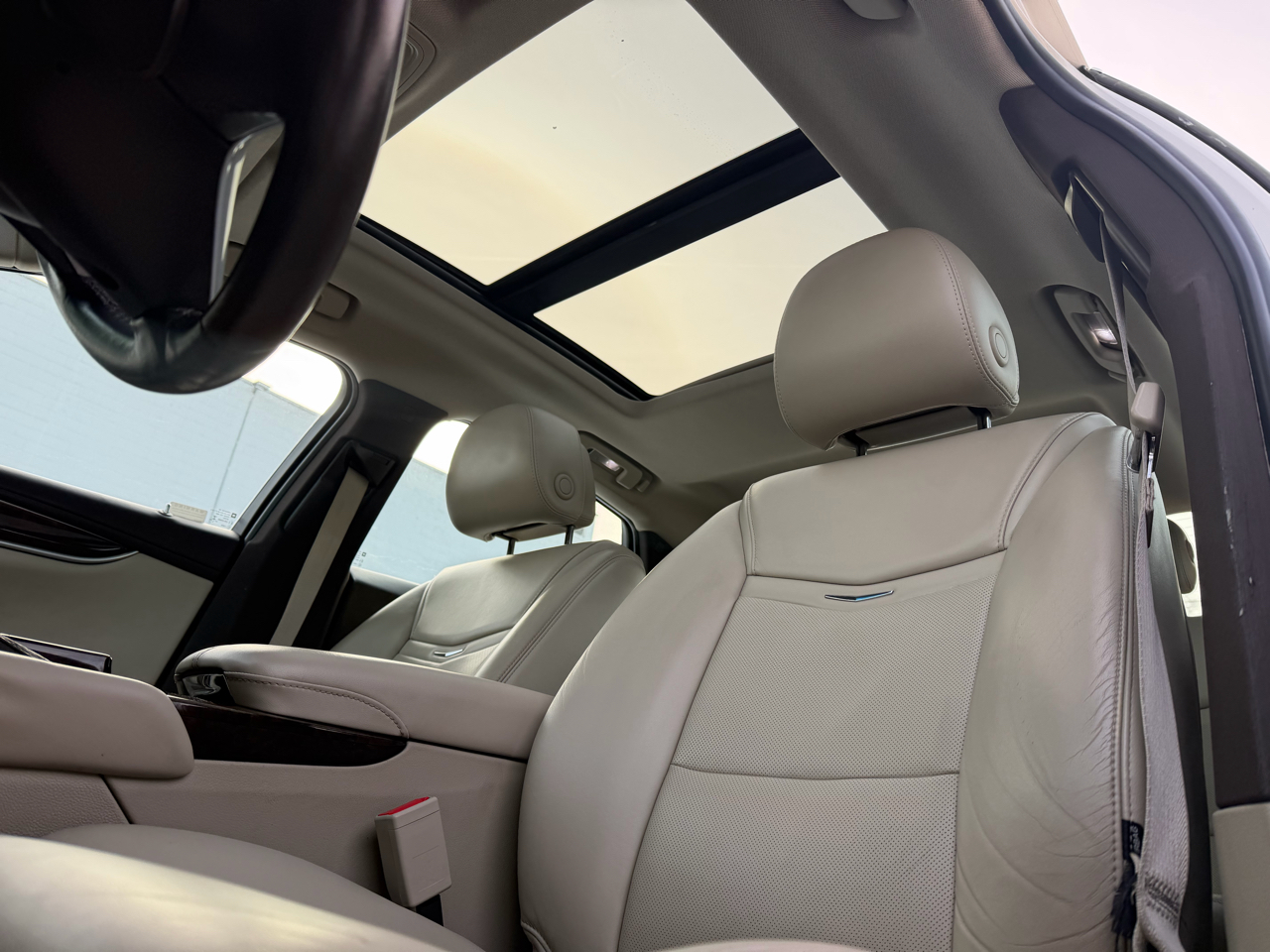 Cadillac XTS Premium 2013