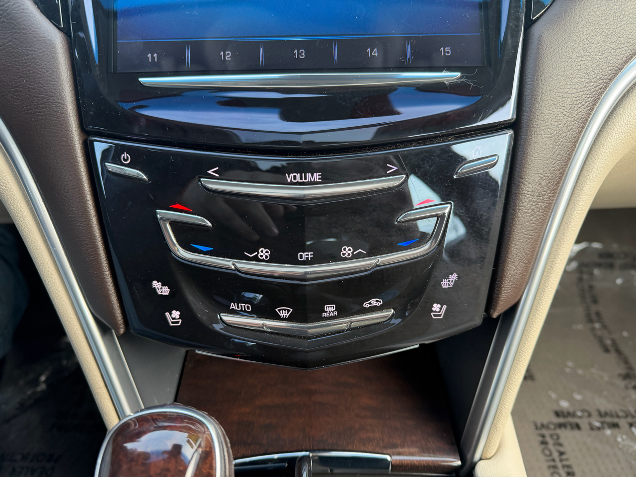 Cadillac XTS Premium 2013