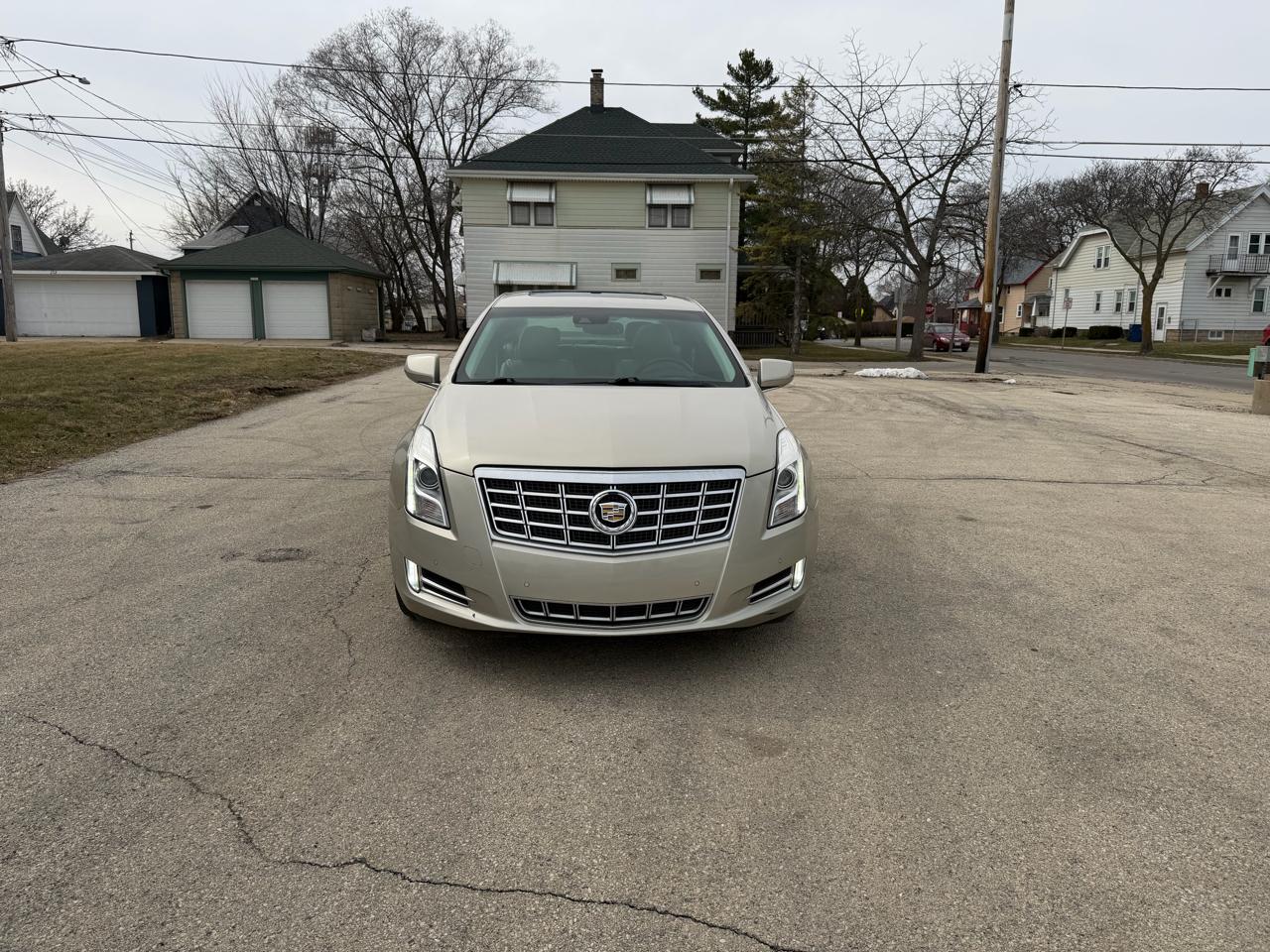 Cadillac XTS Premium 2013