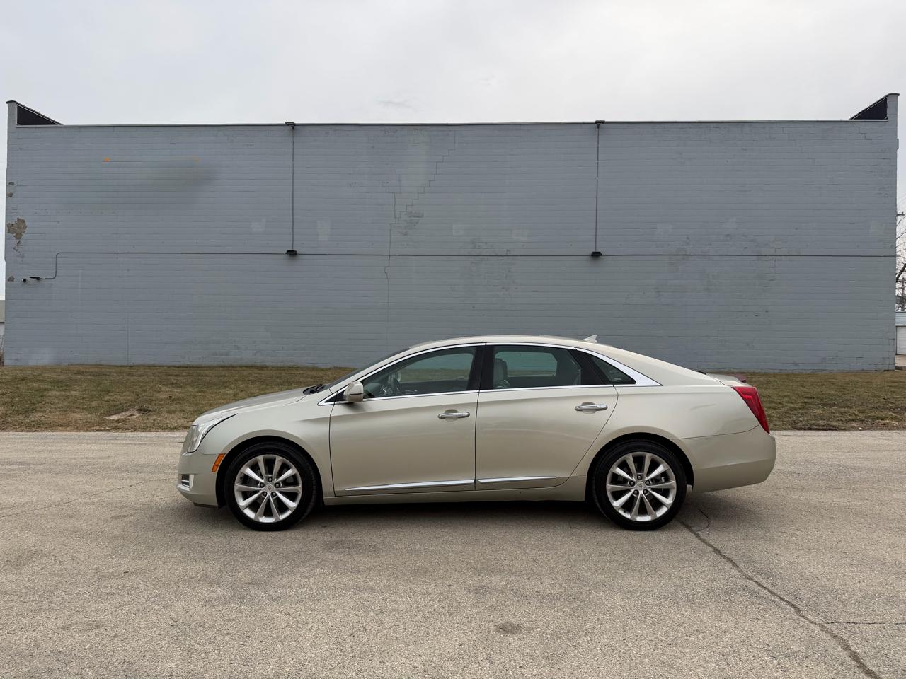 Cadillac XTS Premium 2013