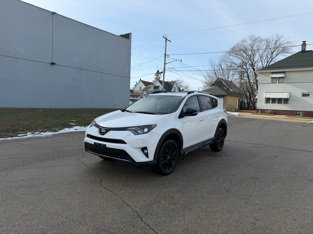 Toyota RAV4 XLE AWD 2018