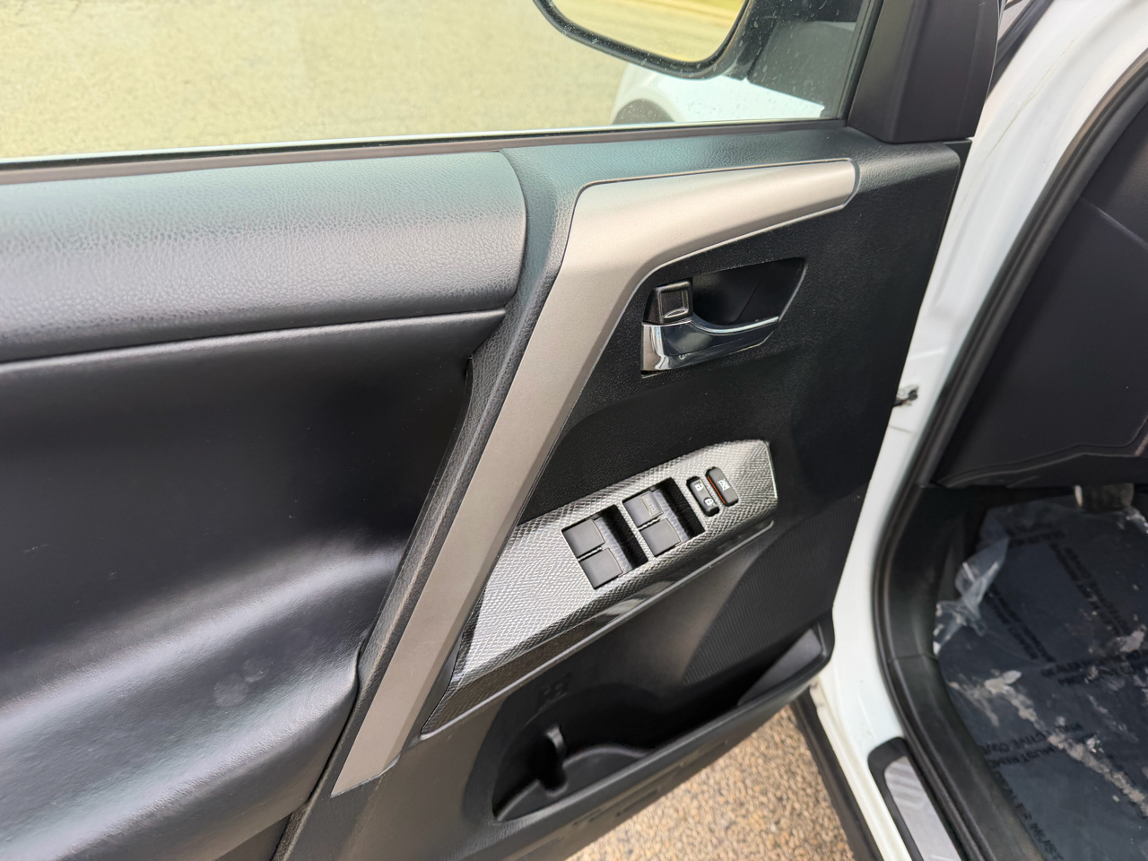 Toyota RAV4 XLE AWD 2018