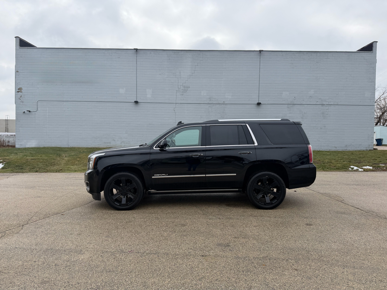 GMC Yukon Denali 4WD 2018