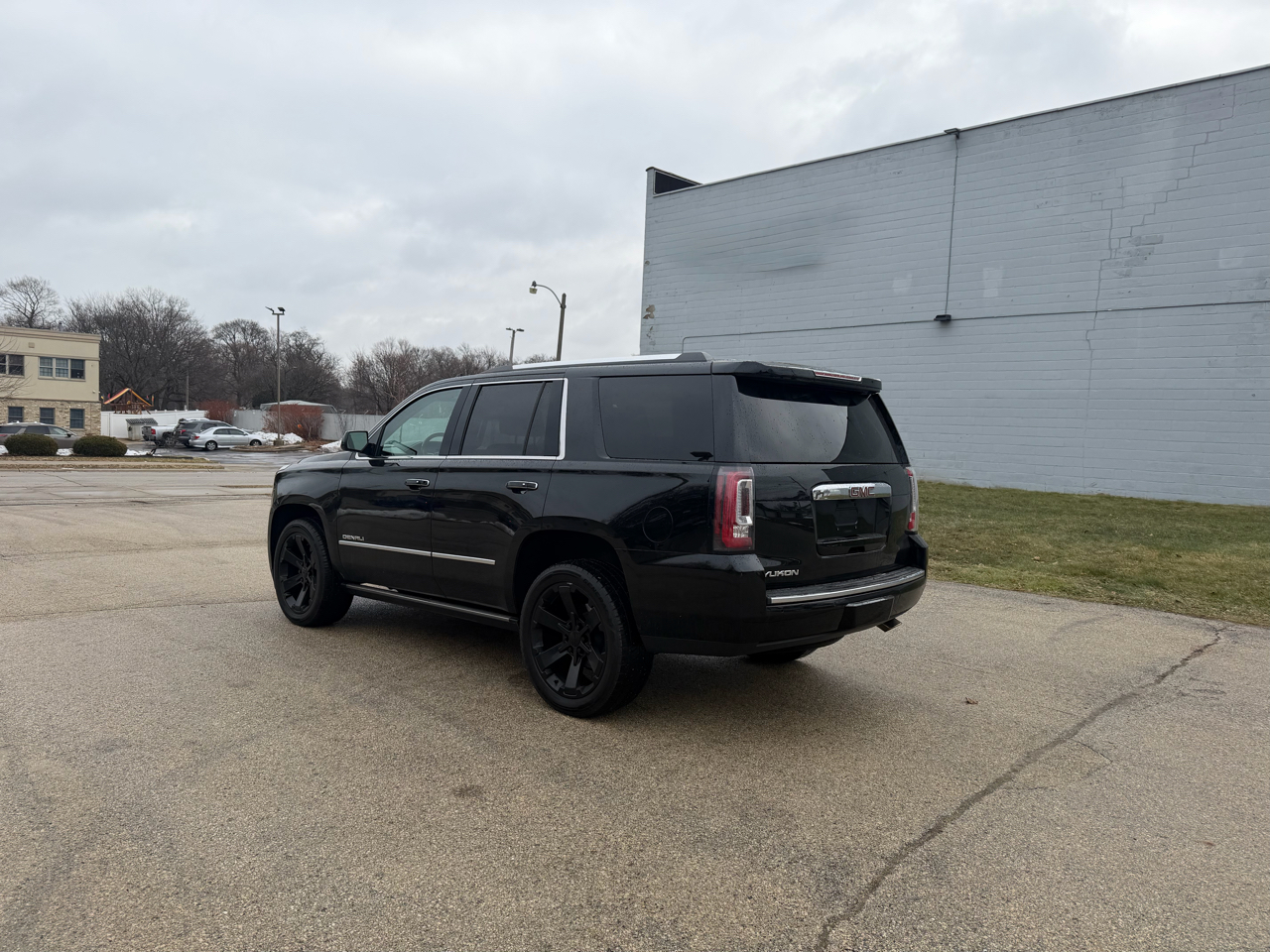 GMC Yukon Denali 4WD 2018