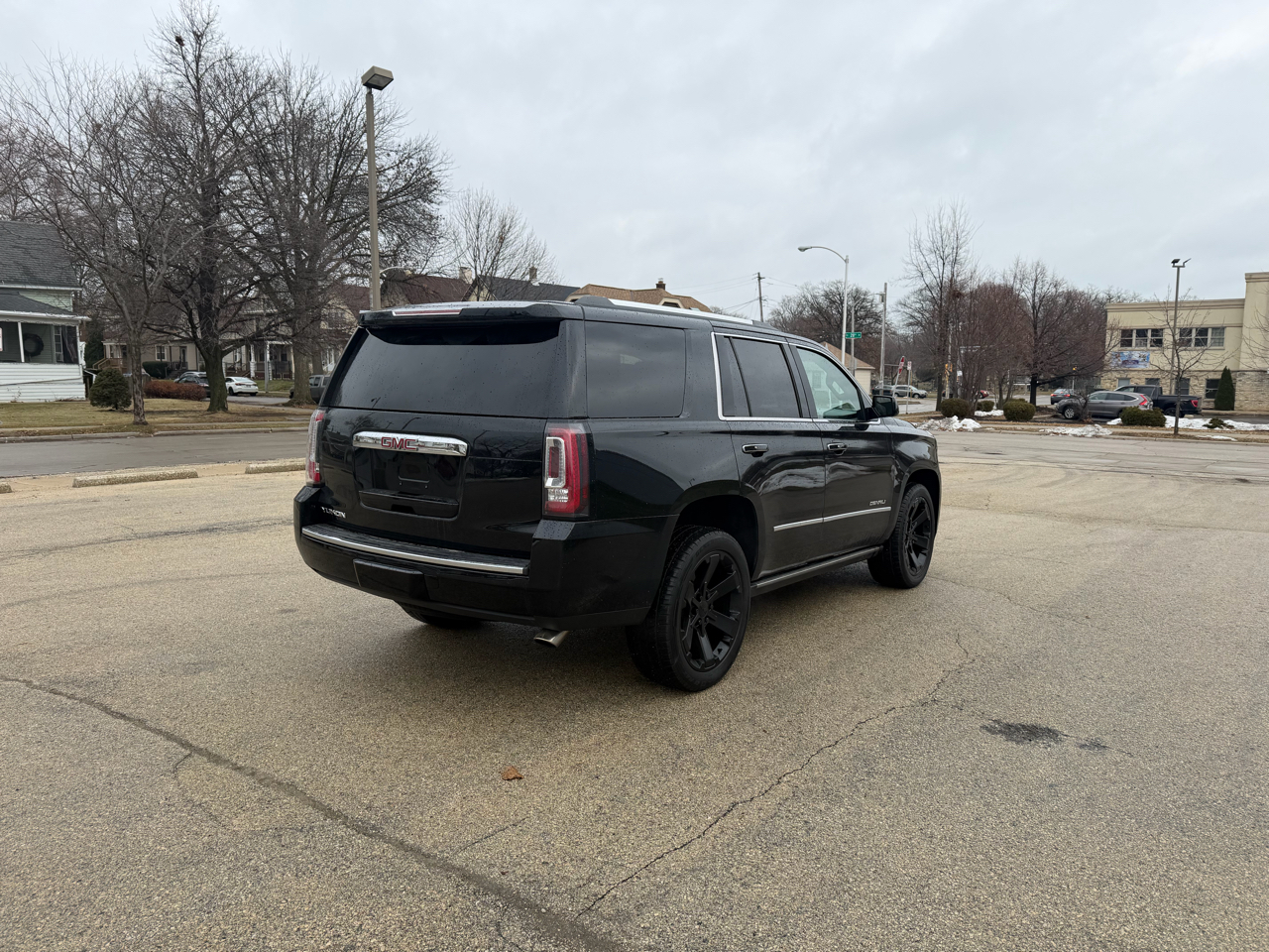 GMC Yukon Denali 4WD 2018
