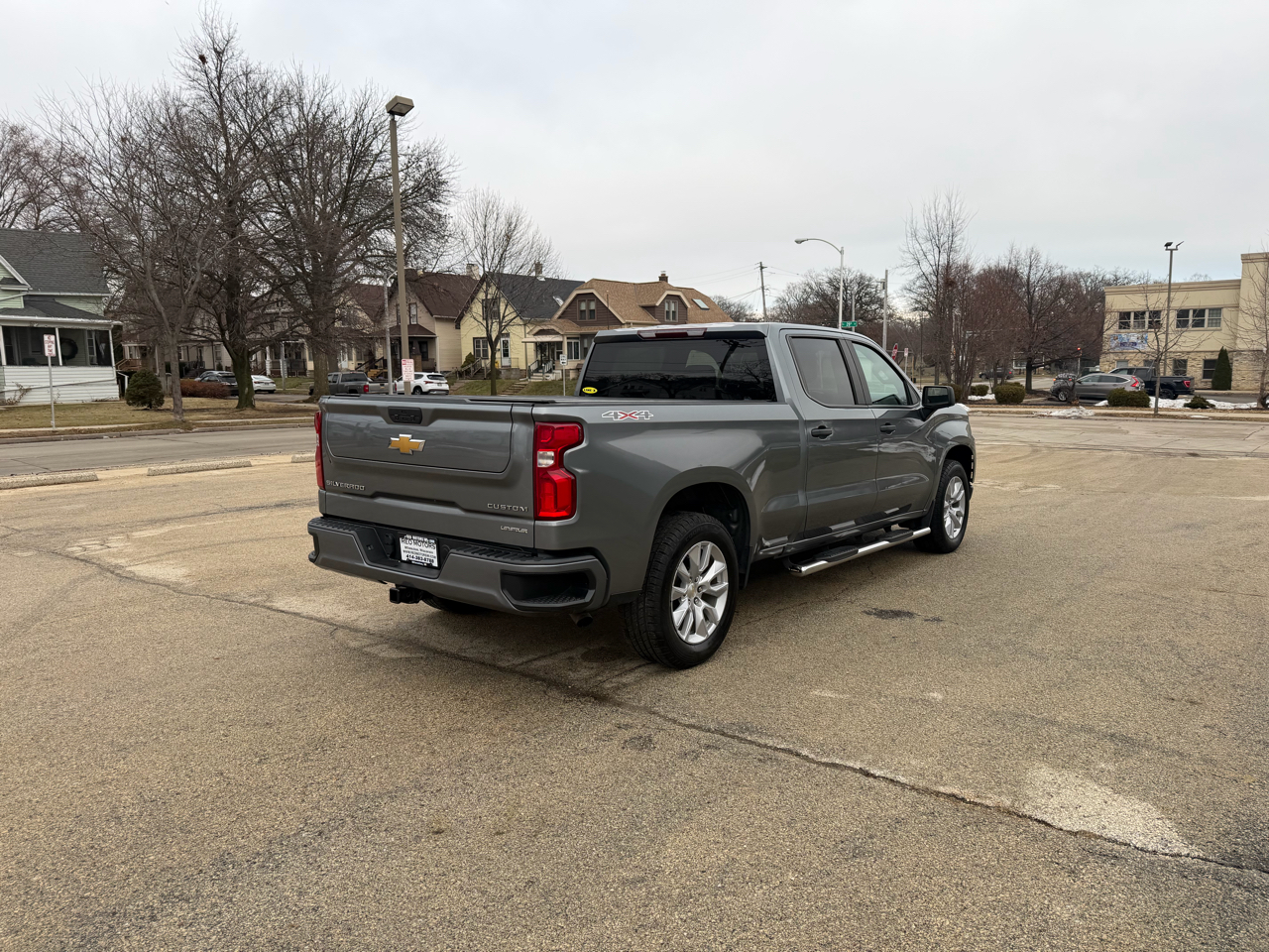 Chevrolet Silverado 1500 Custom Crew Cab Short Box 4WD 2021