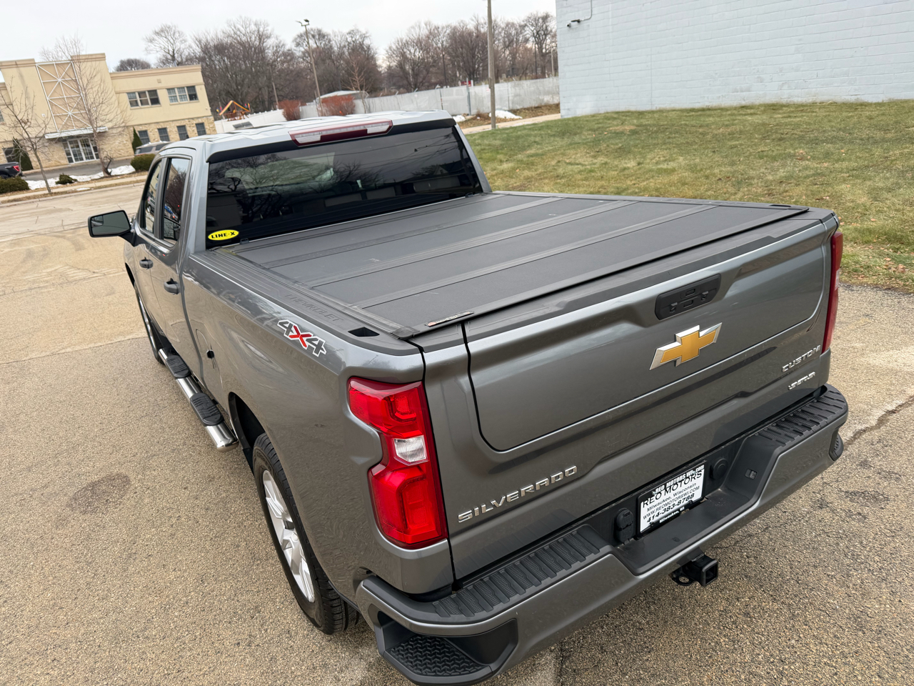 Chevrolet Silverado 1500 Custom Crew Cab Short Box 4WD 2021