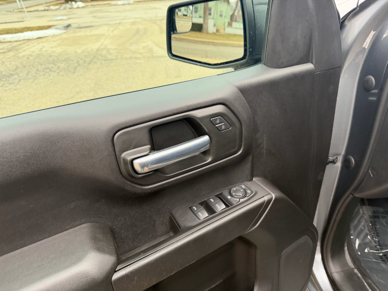 Chevrolet Silverado 1500 Custom Crew Cab Short Box 4WD 2021