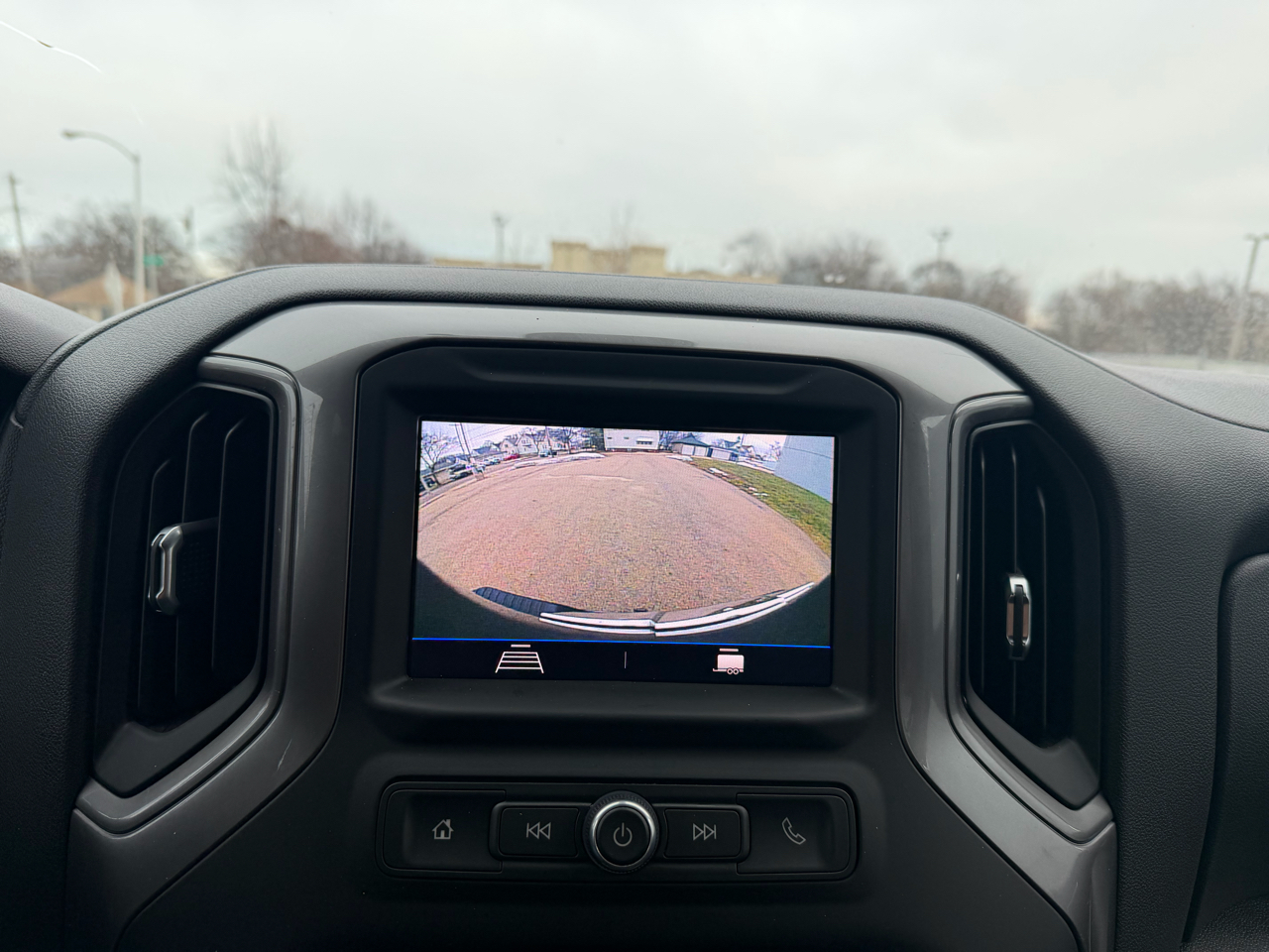 Chevrolet Silverado 1500 Custom Crew Cab Short Box 4WD 2021