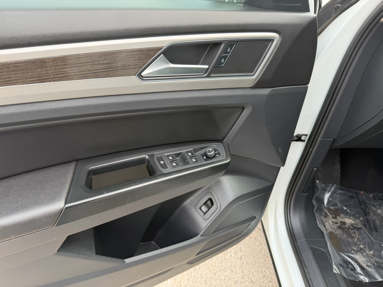 Volkswagen Atlas SE w/Technology 2018