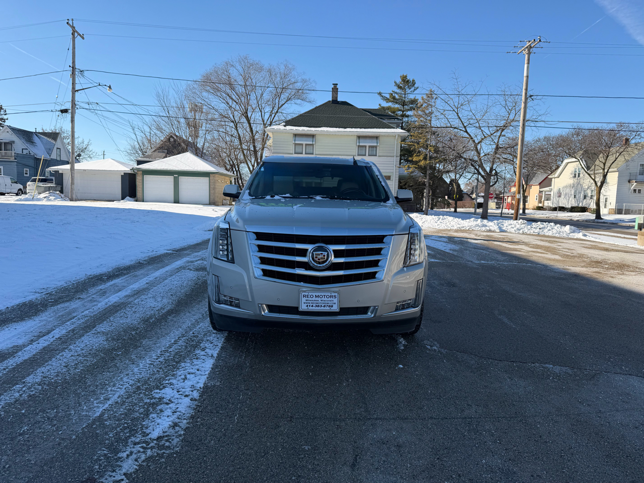 Cadillac Escalade Luxury 4WD 2015