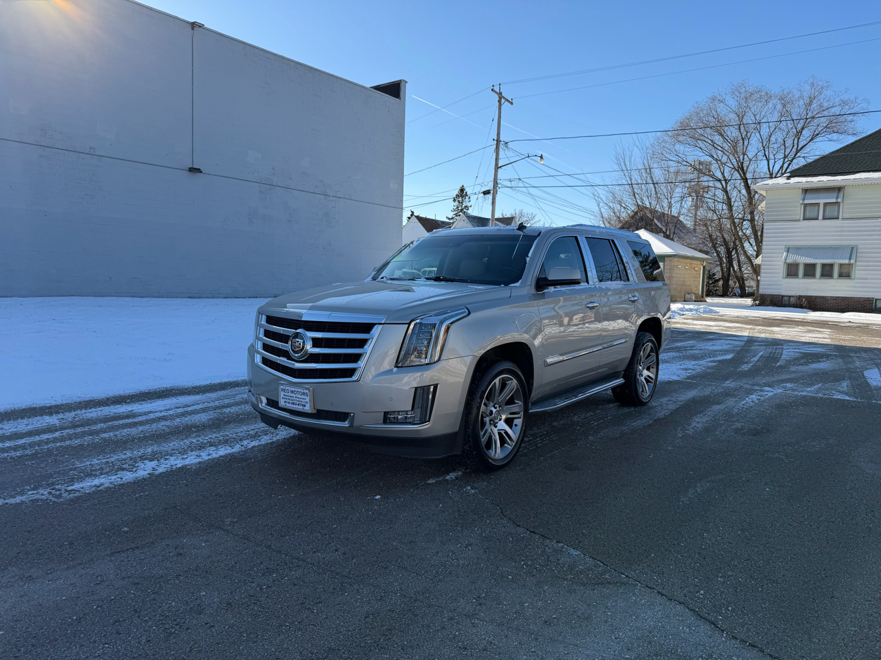 Cadillac Escalade Luxury 4WD 2015