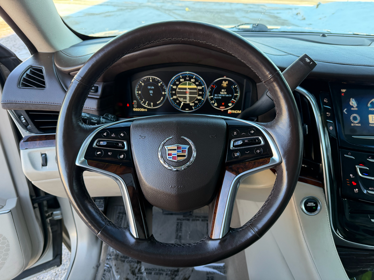 Cadillac Escalade Luxury 4WD 2015