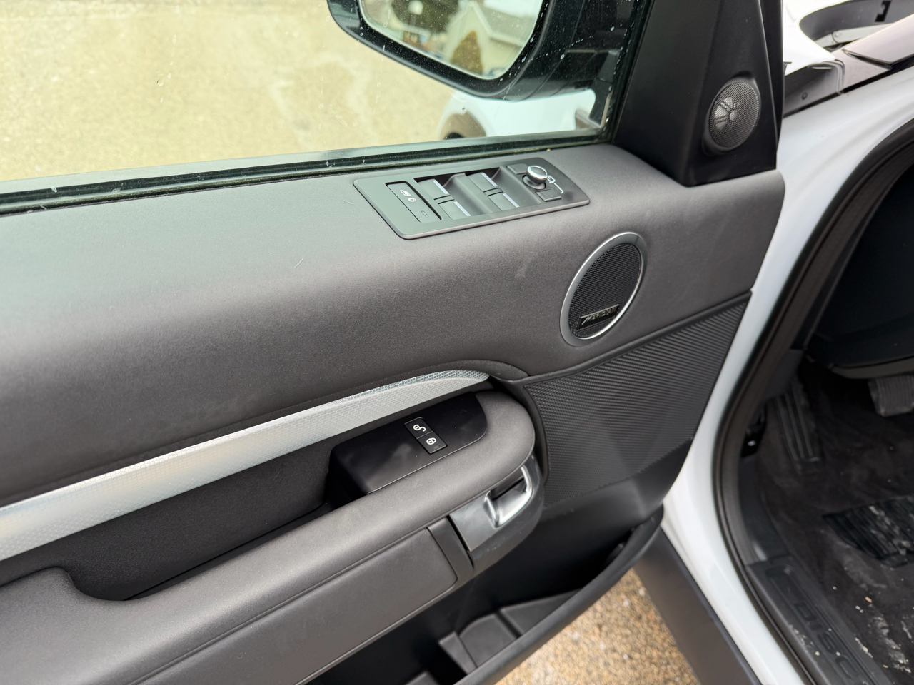 Land Rover Discovery Landmark Edition 2020