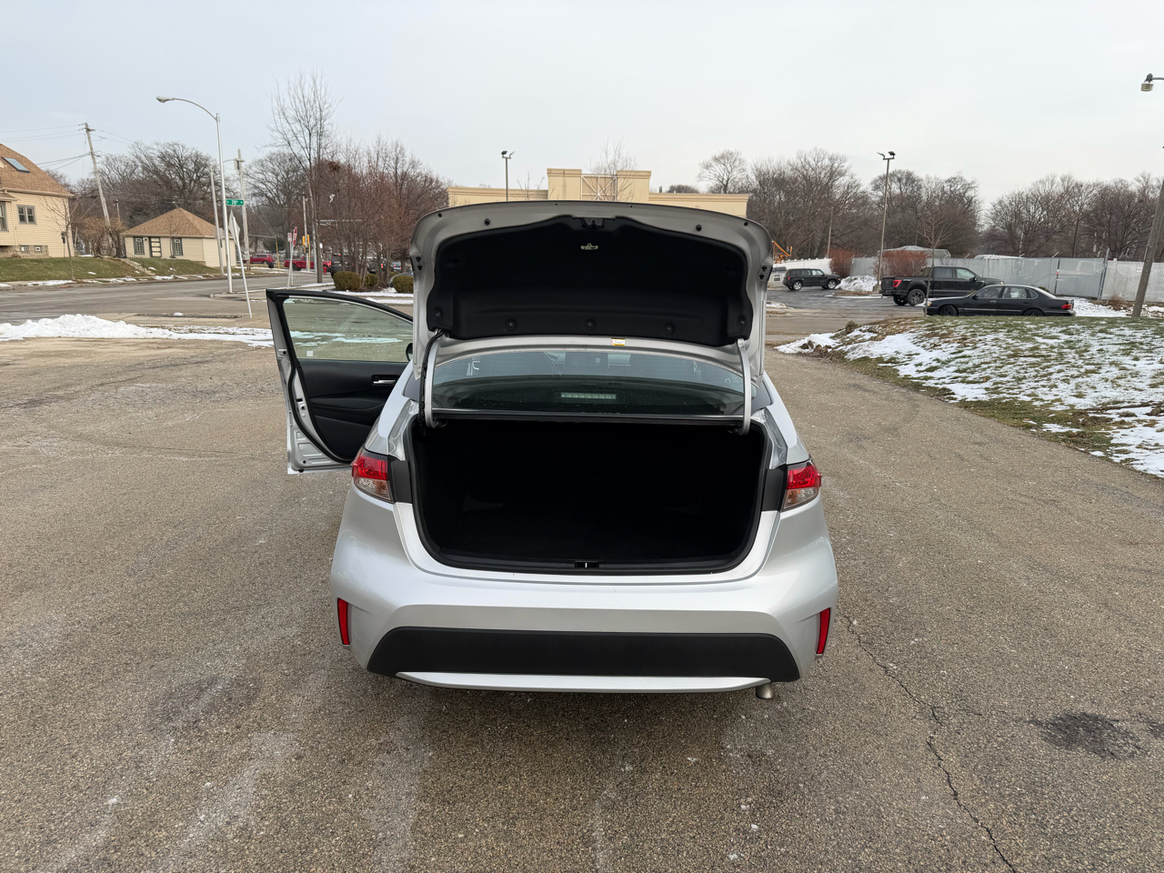 Toyota Corolla LE 2021