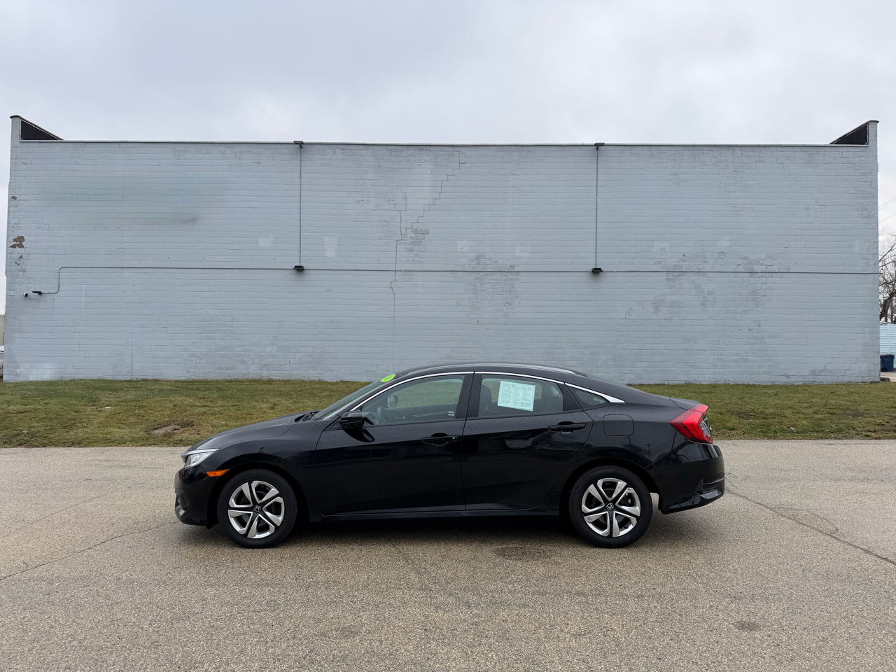 Honda Civic LX Sedan CVT 2016