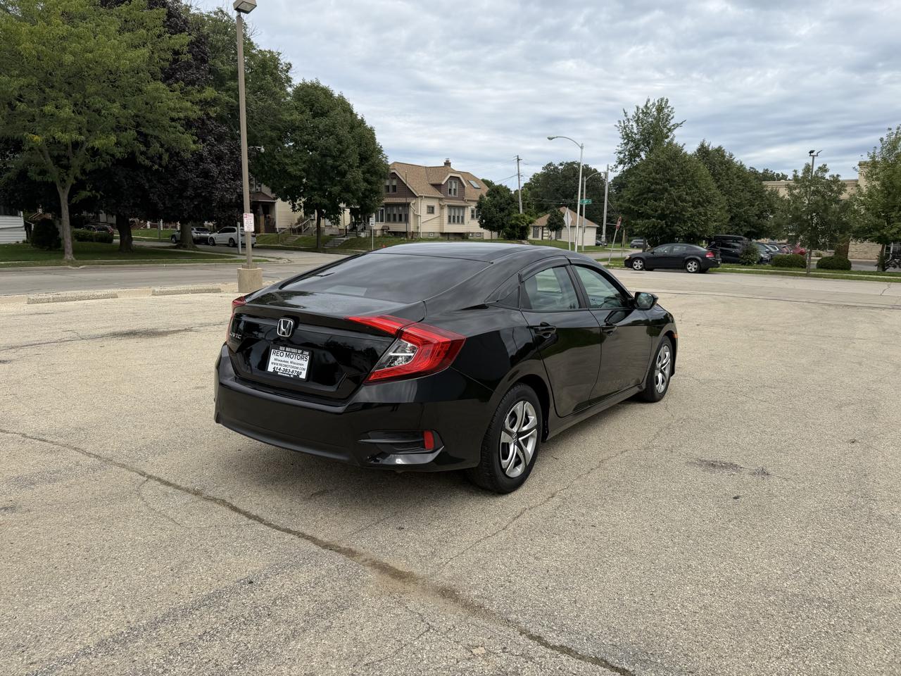 Honda Civic LX Sedan CVT 2016