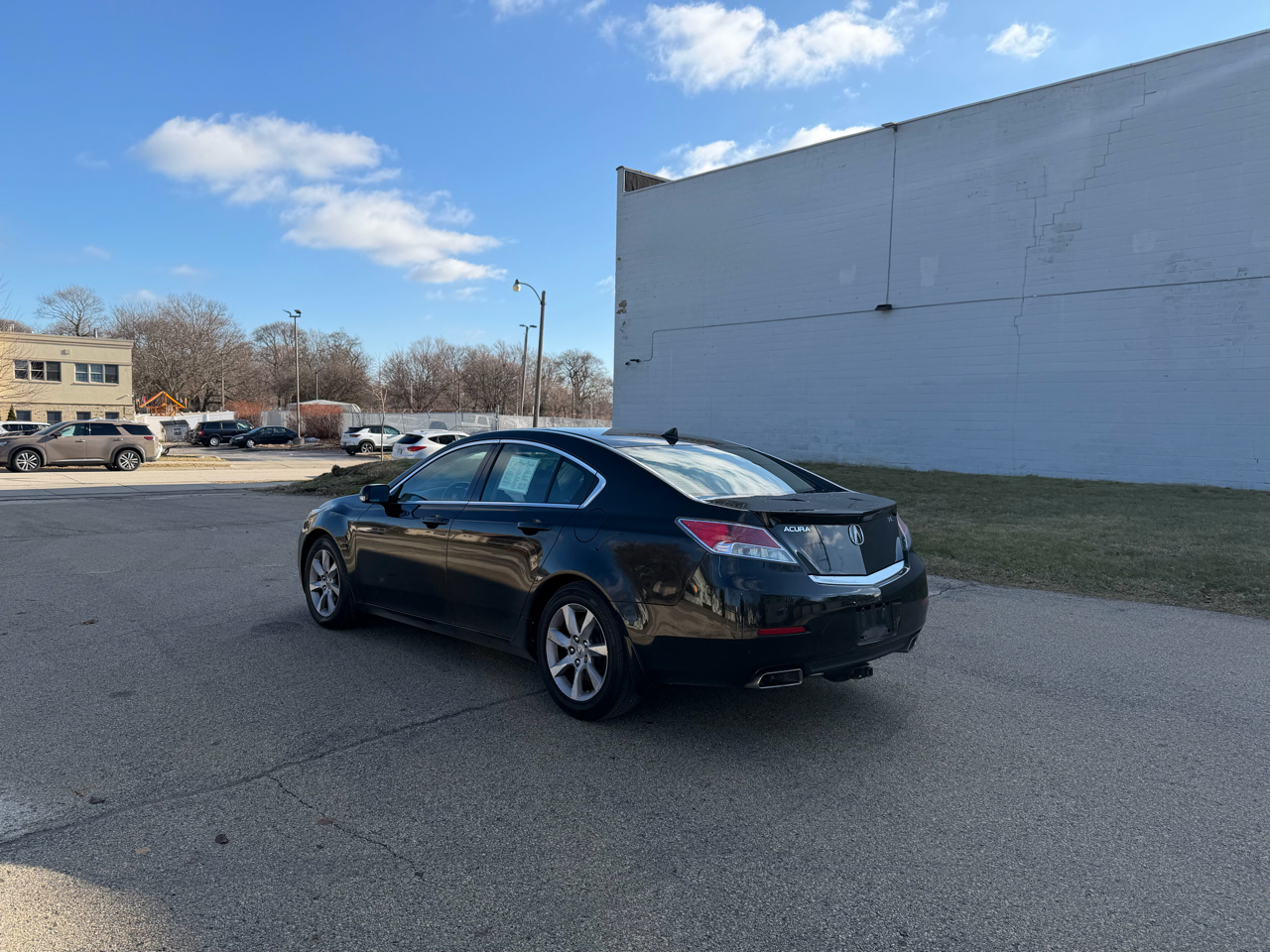 Acura TL 6-Speed AT with Tech Package and 18-In. WP 2012