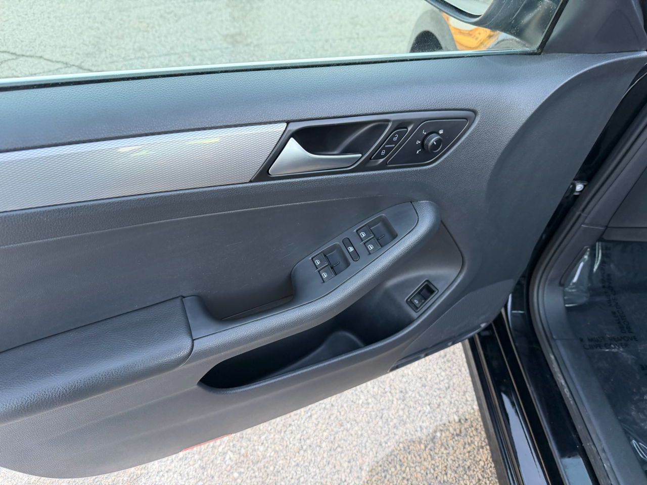 Volkswagen Jetta 1.4T SE 6A 2017