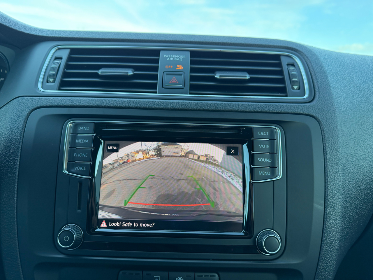 Volkswagen Jetta 1.4T SE 6A 2017