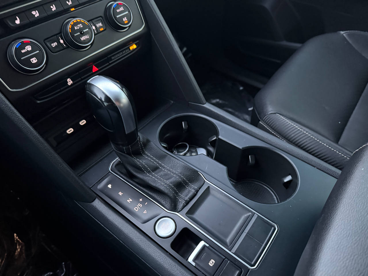 Volkswagen Atlas Cross Sport SE 2021