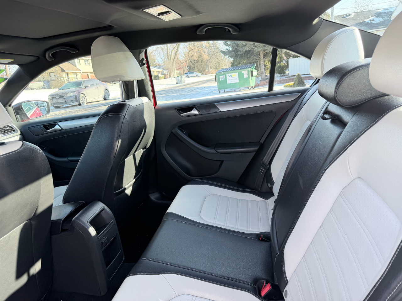 Volkswagen Jetta SE 5M 2016