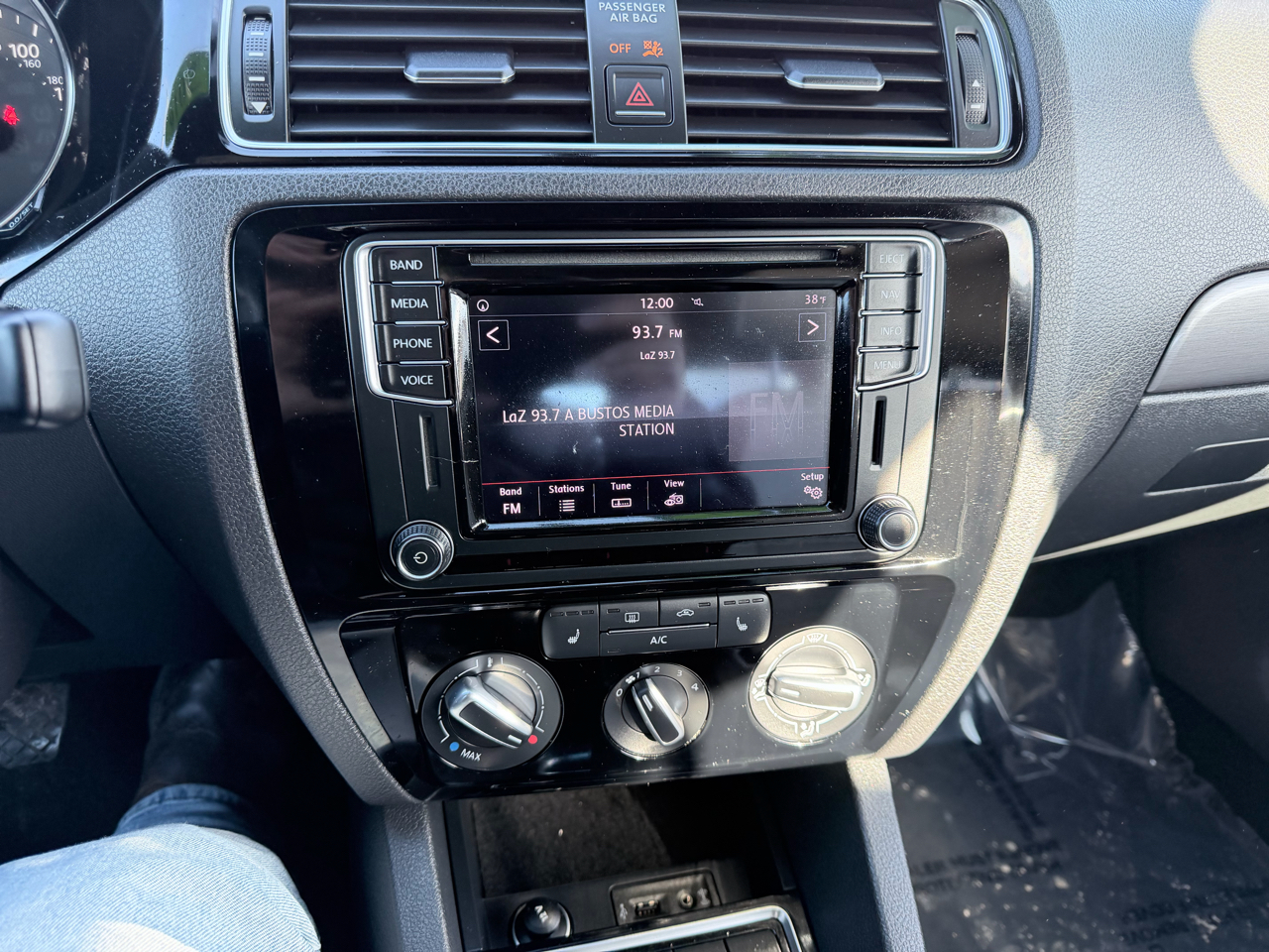 Volkswagen Jetta SE 5M 2016