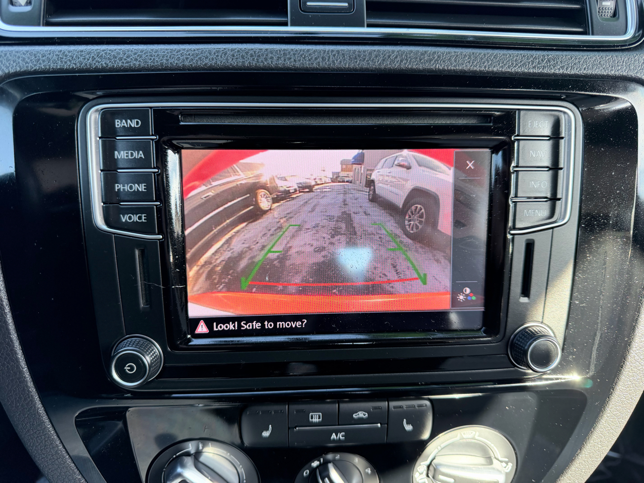 Volkswagen Jetta SE 5M 2016