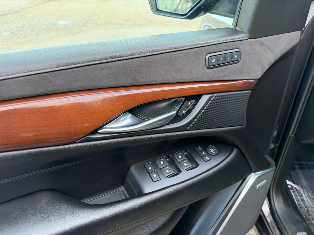 Cadillac Escalade Premium 4WD 2018