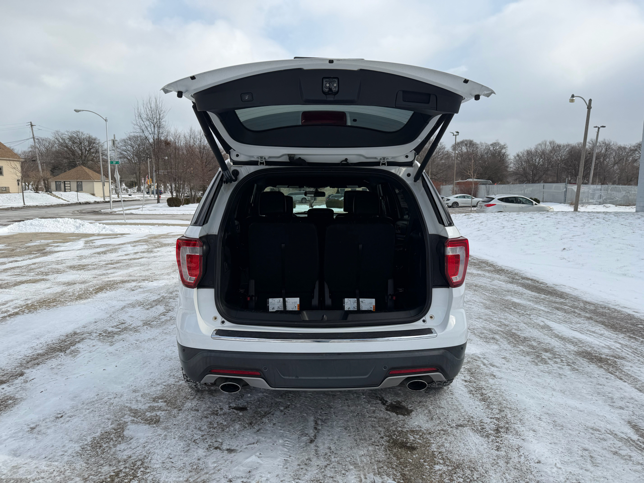 Ford Explorer XLT 4WD 2018