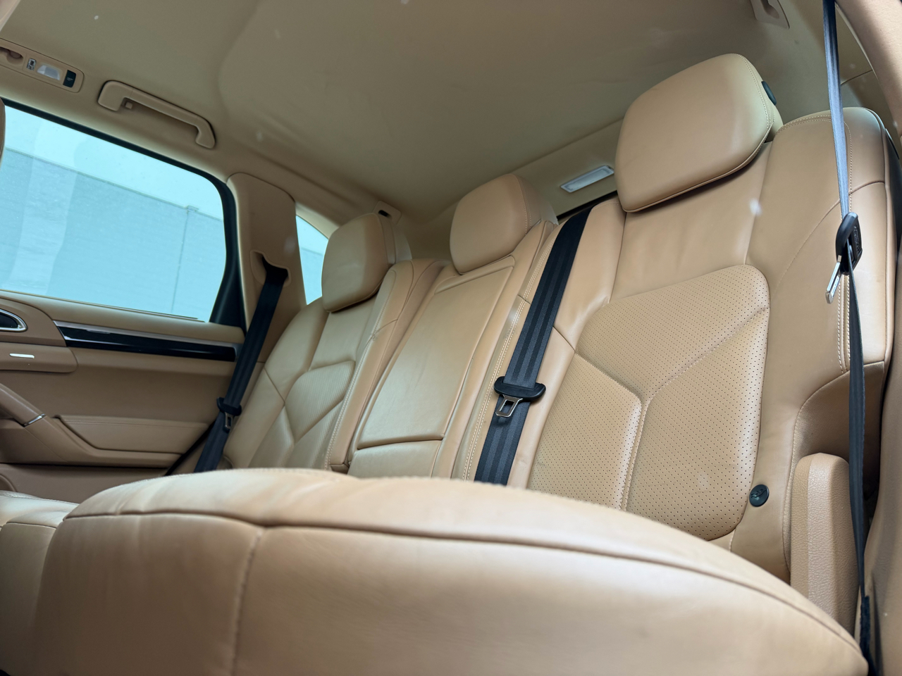 Porsche Cayenne Hybrid S 2012