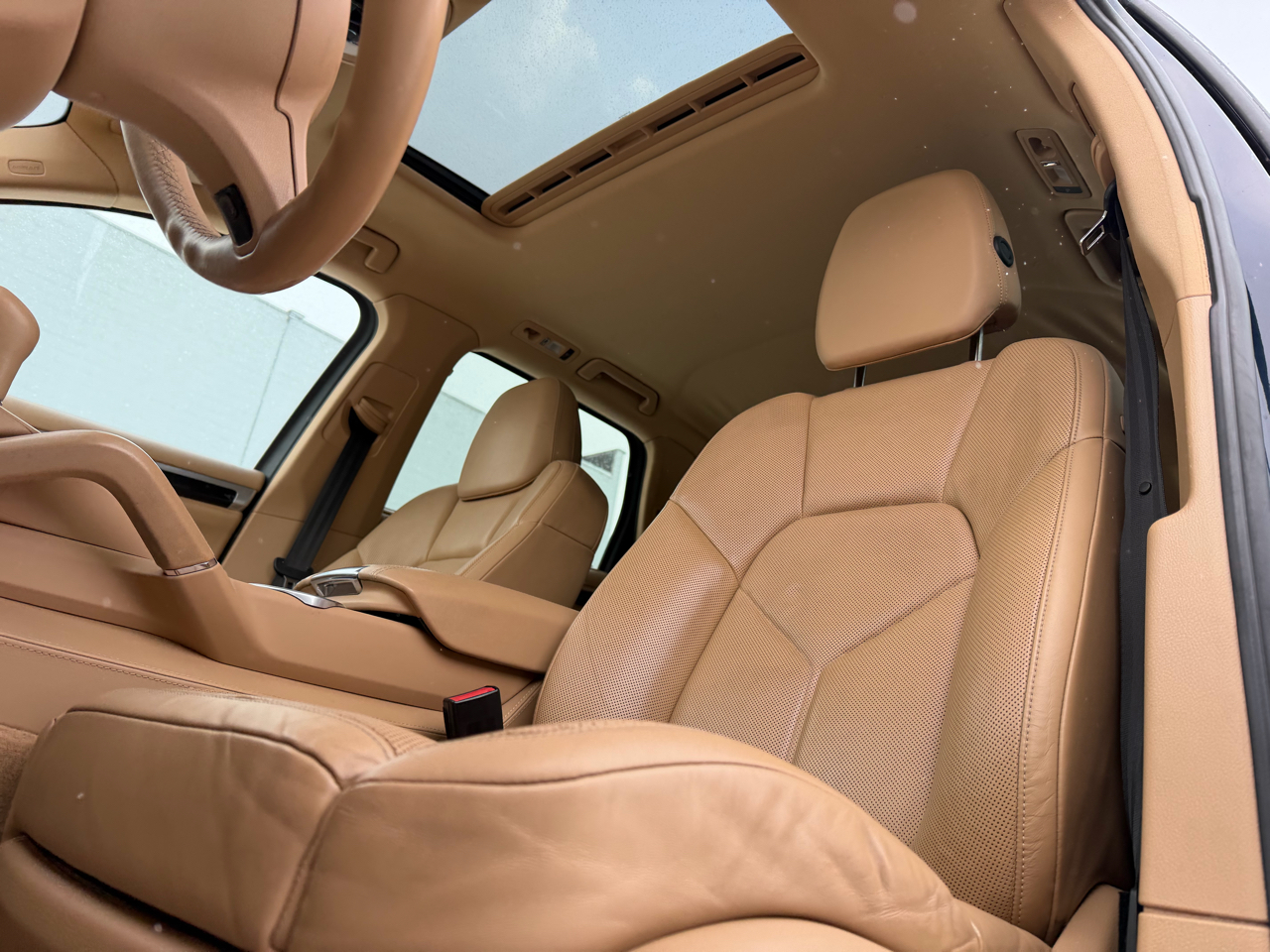 Porsche Cayenne Hybrid S 2012