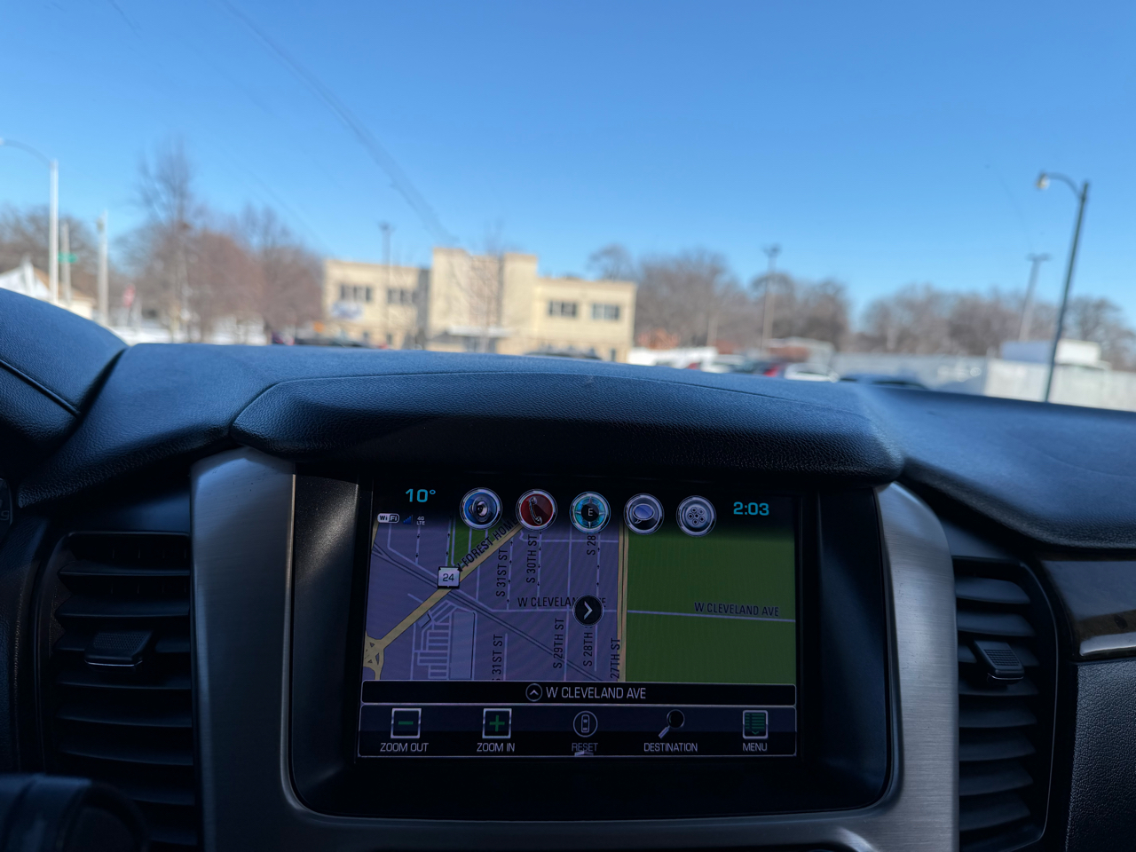 GMC Yukon XL Denali 4WD 2017