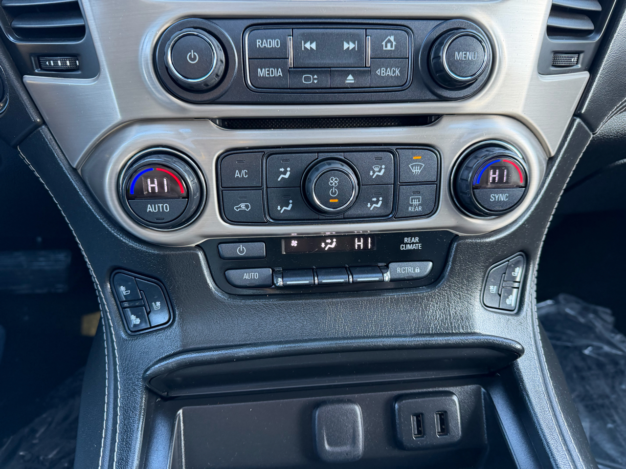 GMC Yukon XL Denali 4WD 2017