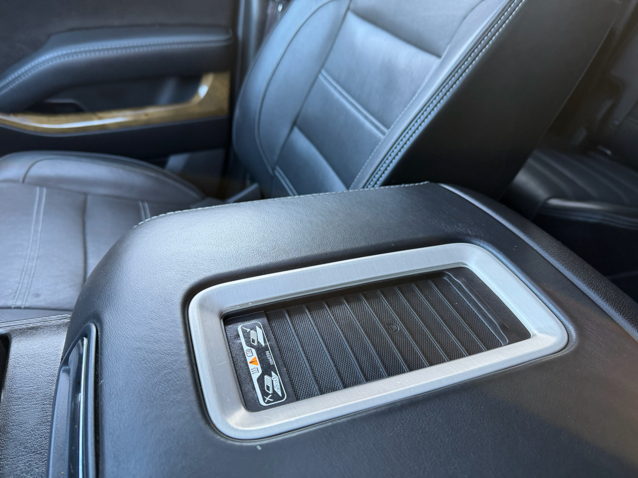 GMC Yukon XL Denali 4WD 2017