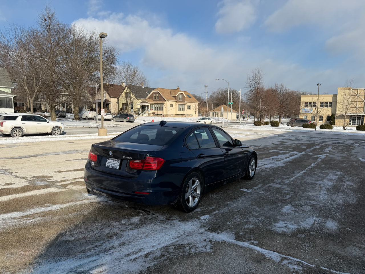 BMW 3-Series 320i xDrive 2015