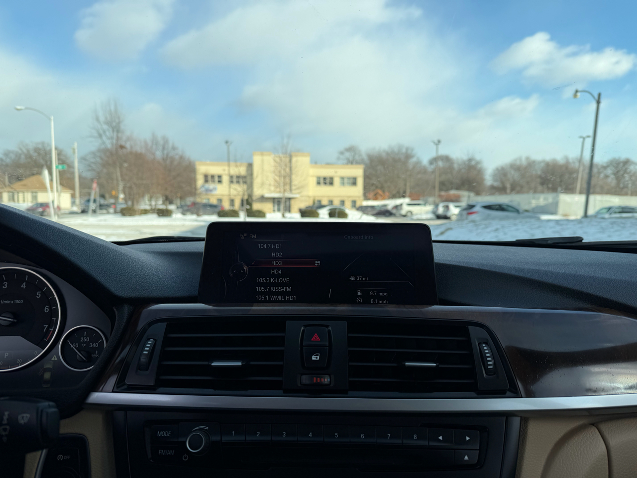 BMW 3-Series 320i xDrive 2015