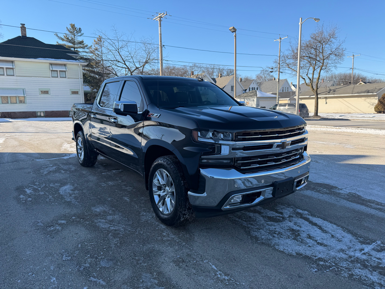 2019 Chevrolet Silverado 1500 LTZ Crew Cab 4WD