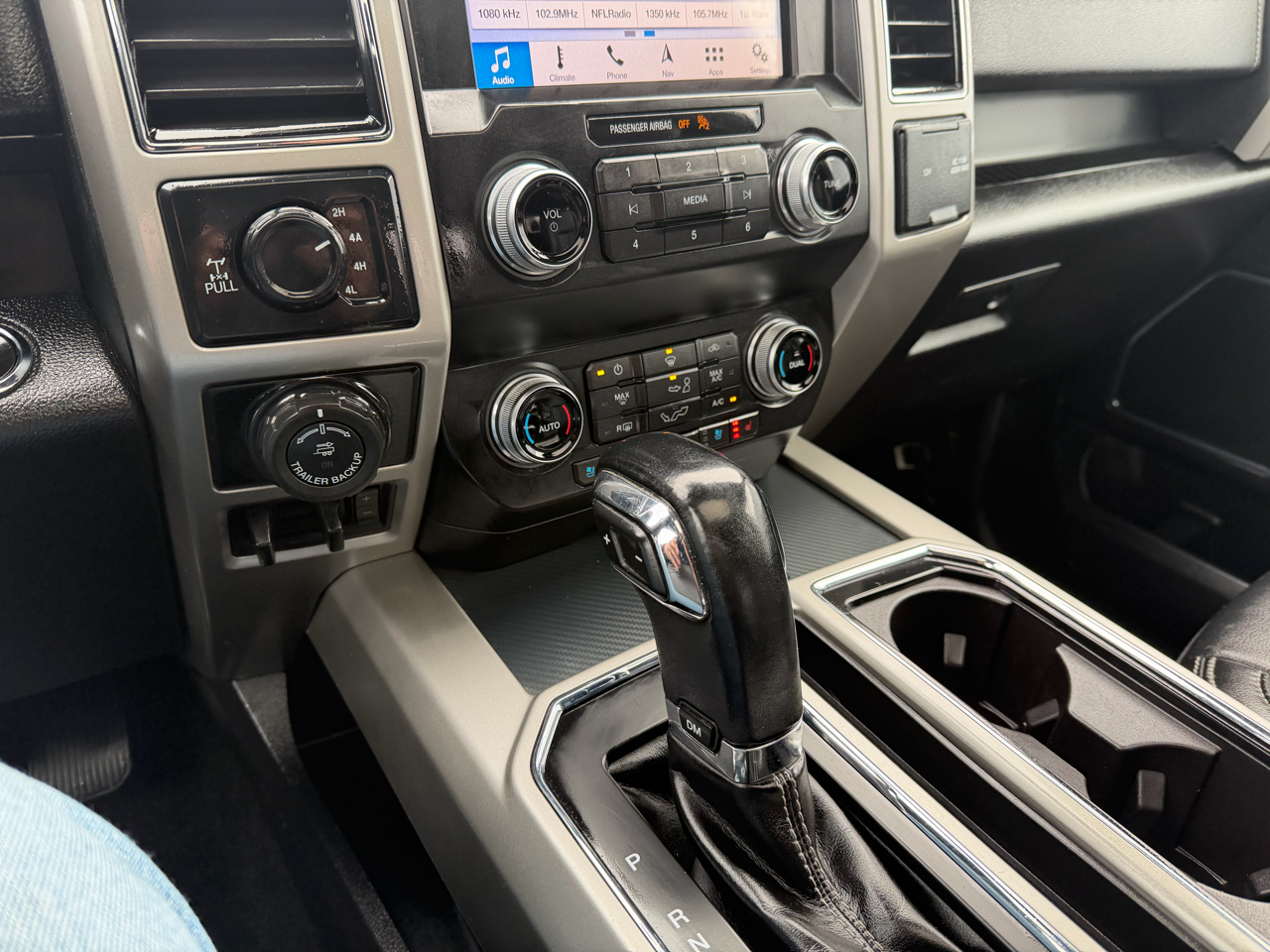 Ford F-150 Lariat SuperCab 4WD 2019