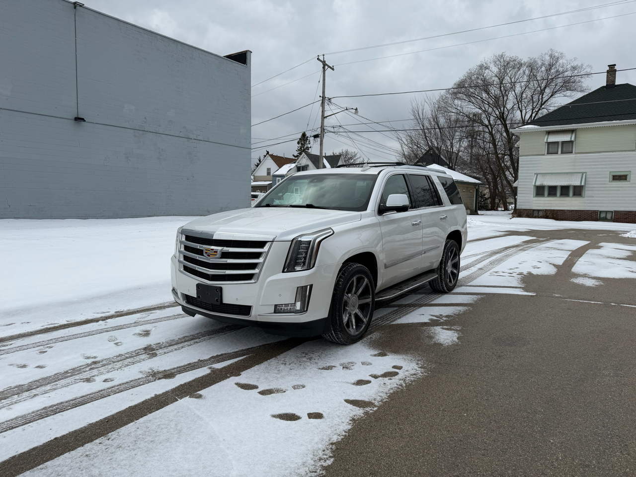 Cadillac Escalade Luxury 4WD 2016