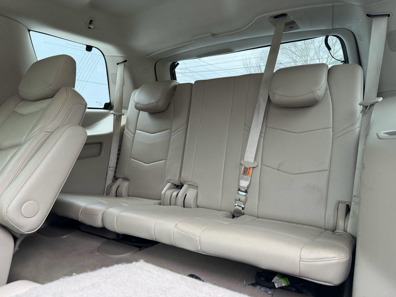 Cadillac Escalade Luxury 4WD 2016