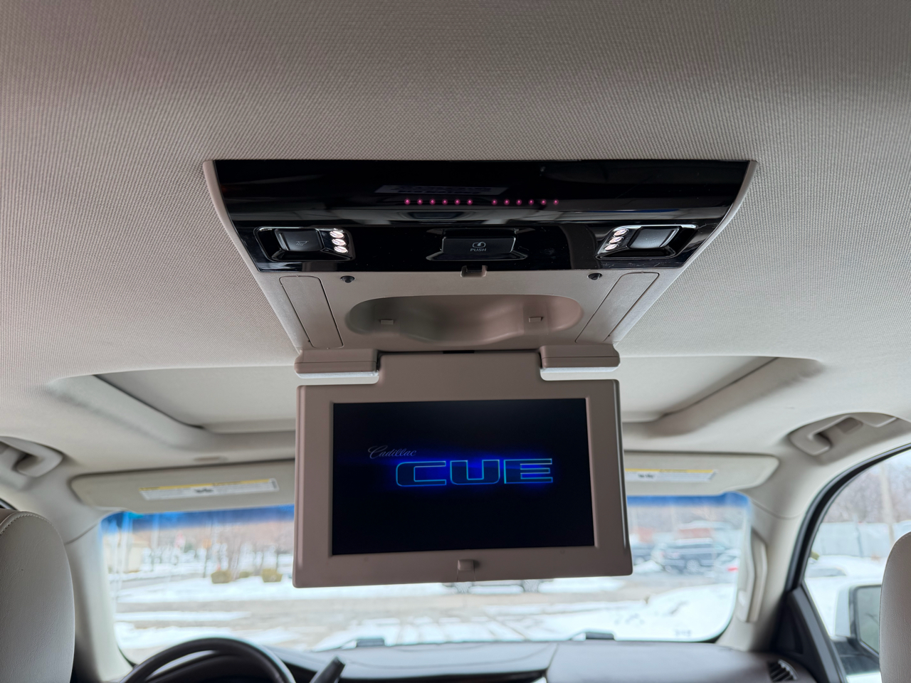 Cadillac Escalade Luxury 4WD 2016