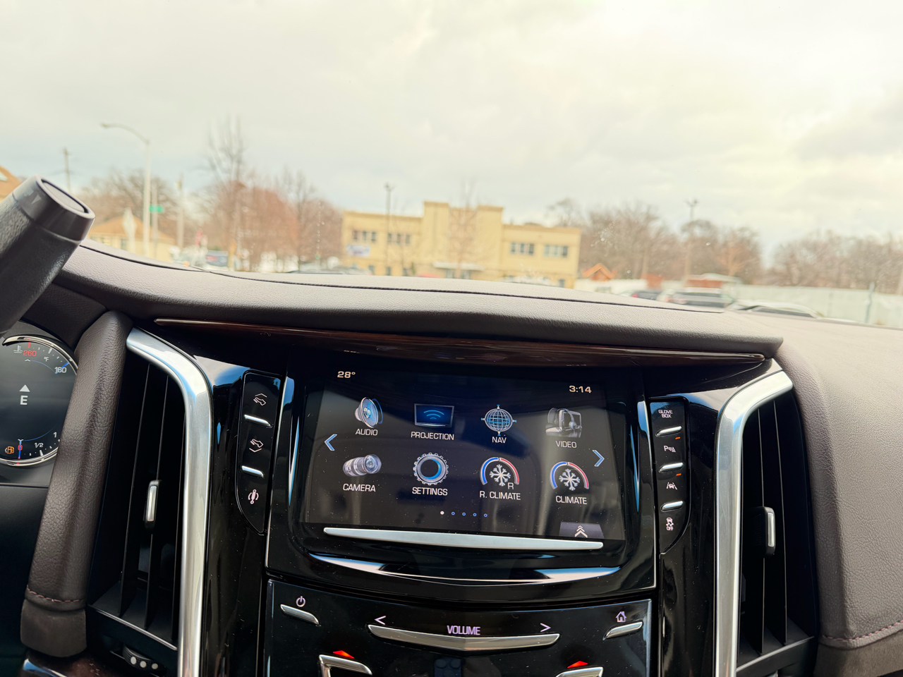 Cadillac Escalade Luxury 4WD 2016